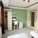 Magnolia Suites *