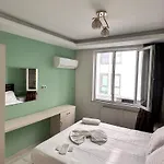 Magnolia Suites *