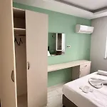 Magnolia Suites *