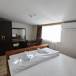 Magnolia Suites *