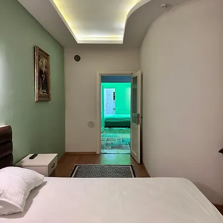 Magnolia Suites *